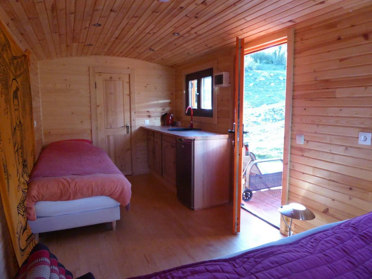 Hôtel Ferme Saint Pierre à Bargème Extérieur photo