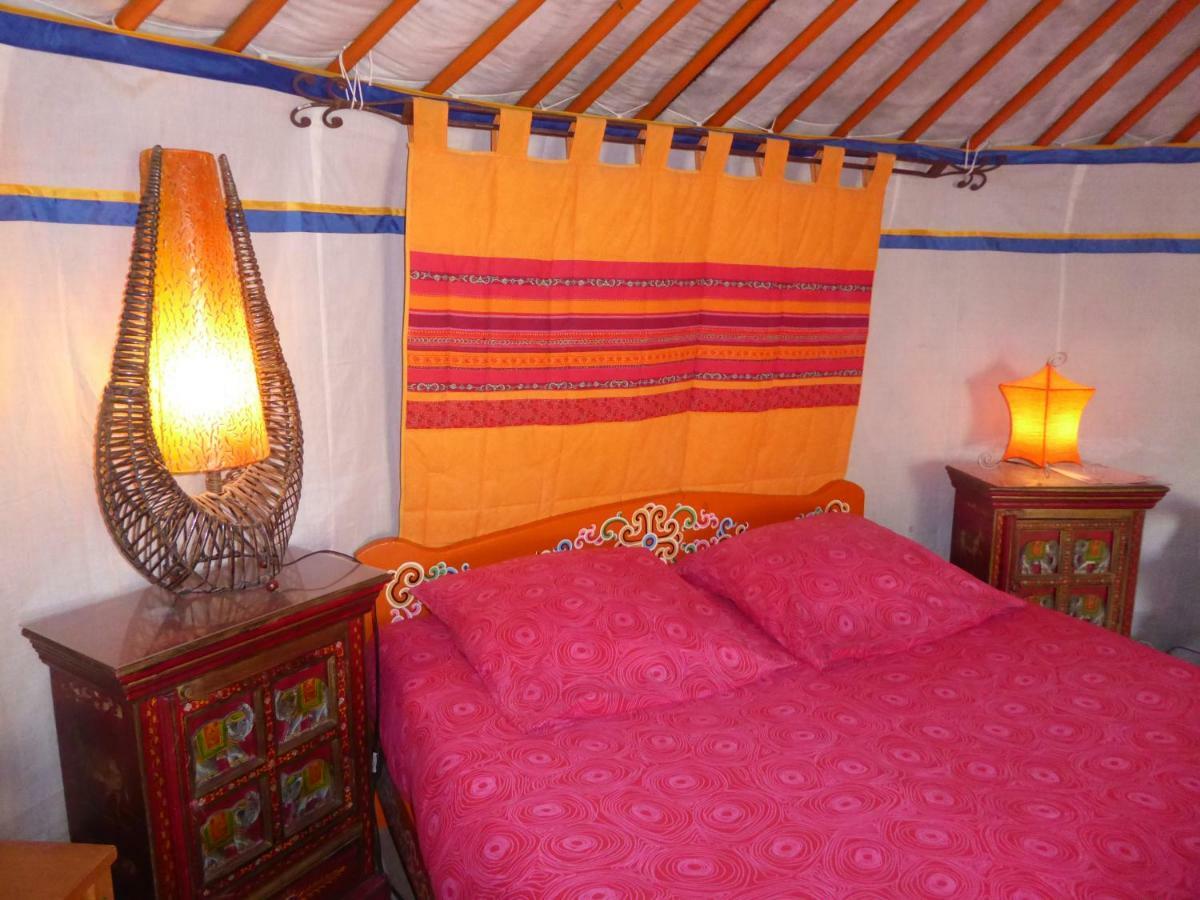 Hôtel Ferme Saint Pierre à Bargème Extérieur photo